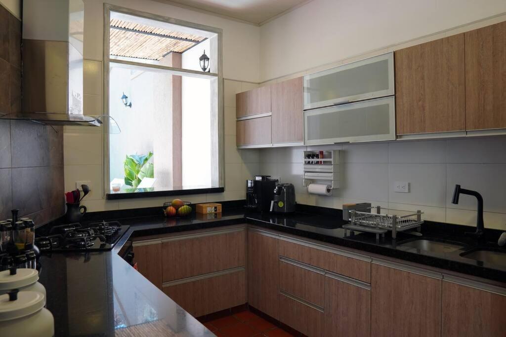 Nueva En San Antonio Cali, La Casa De Tona Villa Eksteriør bilde