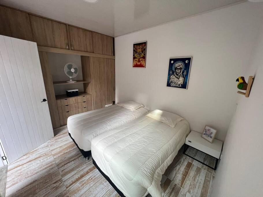 Nueva En San Antonio Cali, La Casa De Tona Villa Eksteriør bilde