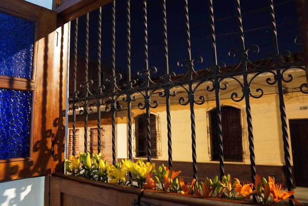 Nueva En San Antonio Cali, La Casa De Tona Villa Eksteriør bilde